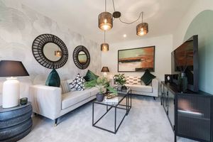 Photo 13- click for photo gallery